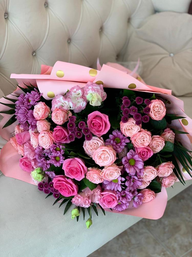 Букет цветов из: Хризантемы, Розы и Лизиантусы в Косяково