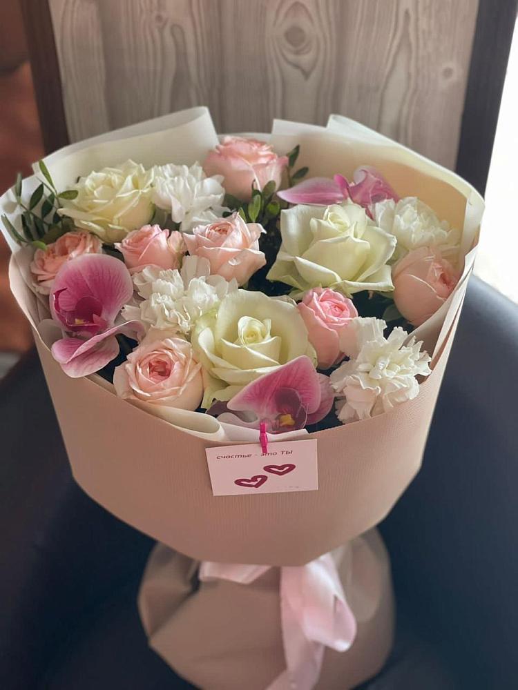 Букет цветов из: Орхидеи, Розы и Гвоздики в Косяково