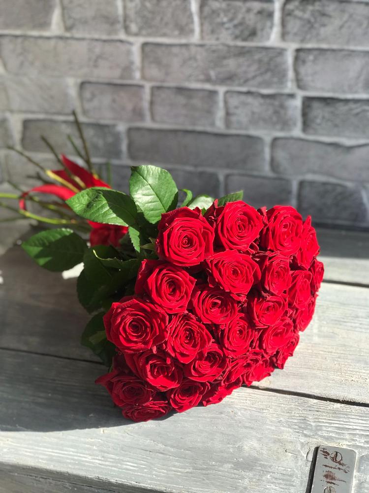 Букет Красные розы Фридом в Косяково