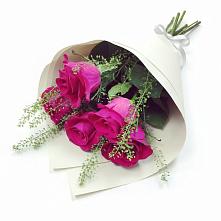 Букет цветов из:  Розы в Косяково