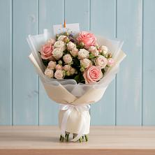 Букет цветов из:  Розы в Косяково